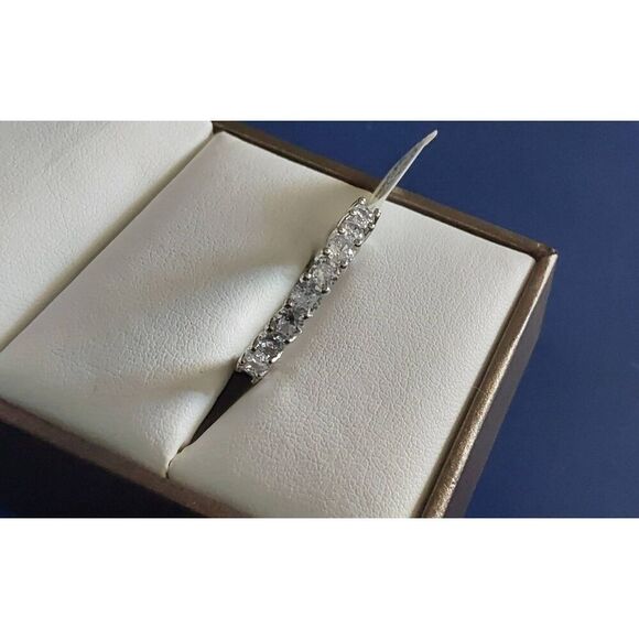 2.5 Ct. Round Cut Sim Diamond Wedding/Anniversary Band Ring Sz 7~925 SS - Picture 2 of 4